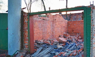 Демонтаж гаражей в Воркуте, цена от 1735 руб. – услуги под ключ от 2Землекопа-Врк